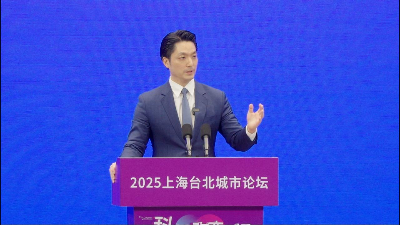 台湾地区地方首长选举在即。目前，蓝营在台北、新北、桃园、台中具优势；民进党固守台南、高雄；柯文哲的民众党仅嘉义市有拼抢空间但胜算低。

一个看点是蒋万安（蒋介石第四代孙），1978年出生，美国宾夕法尼亚大学法律博士，加州注册律师，美国身份（已经放弃），竞选连任台北市长，目前气势如虹，支 ​