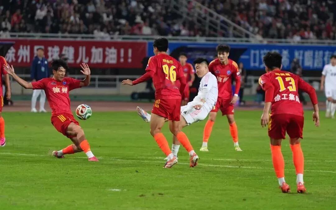 苏超八强淘汰赛：太湖兄弟翻旧账，苏北双雄争王座