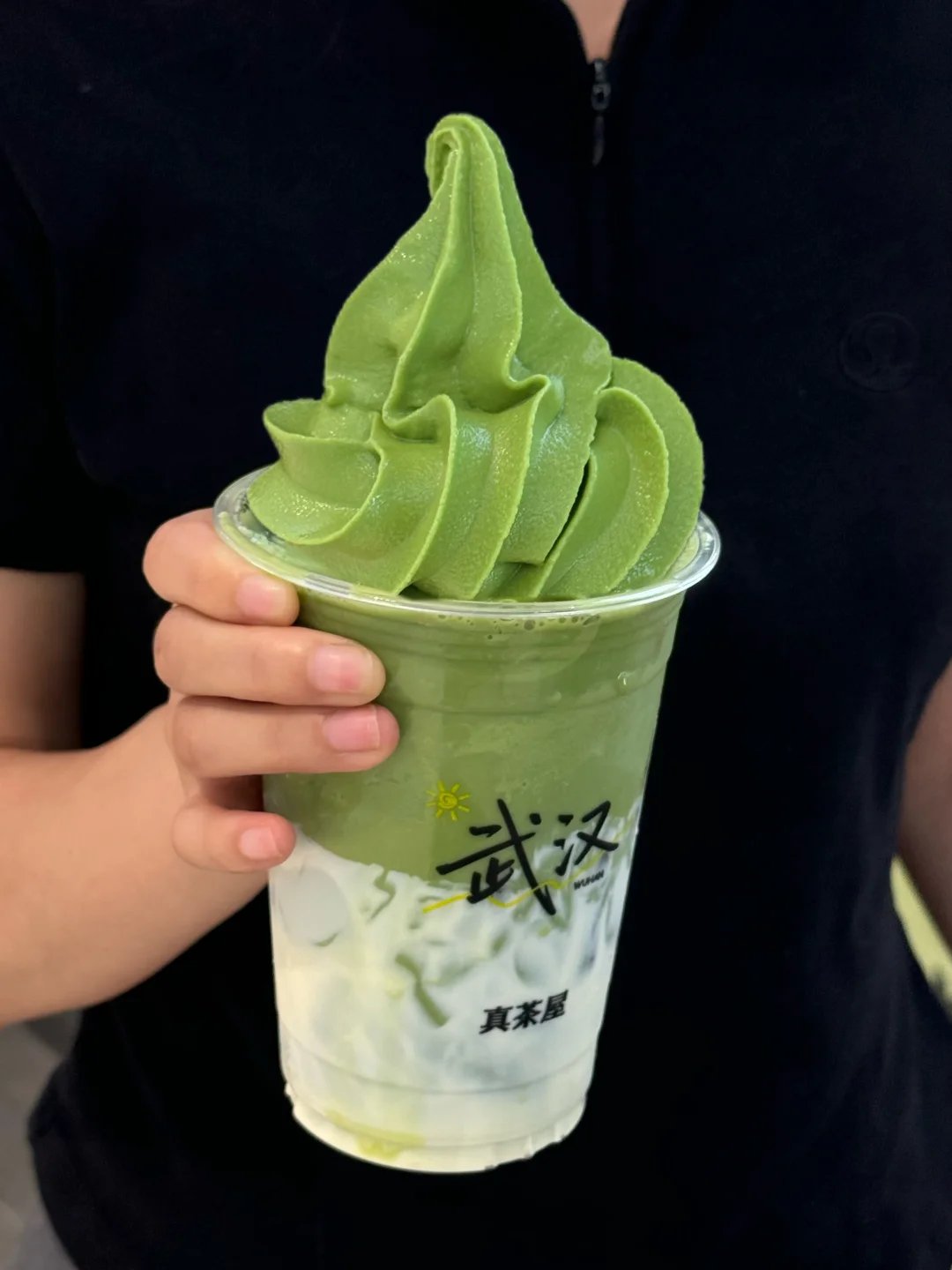 所有人都去吃真茶屋的抹茶冰淇淋
