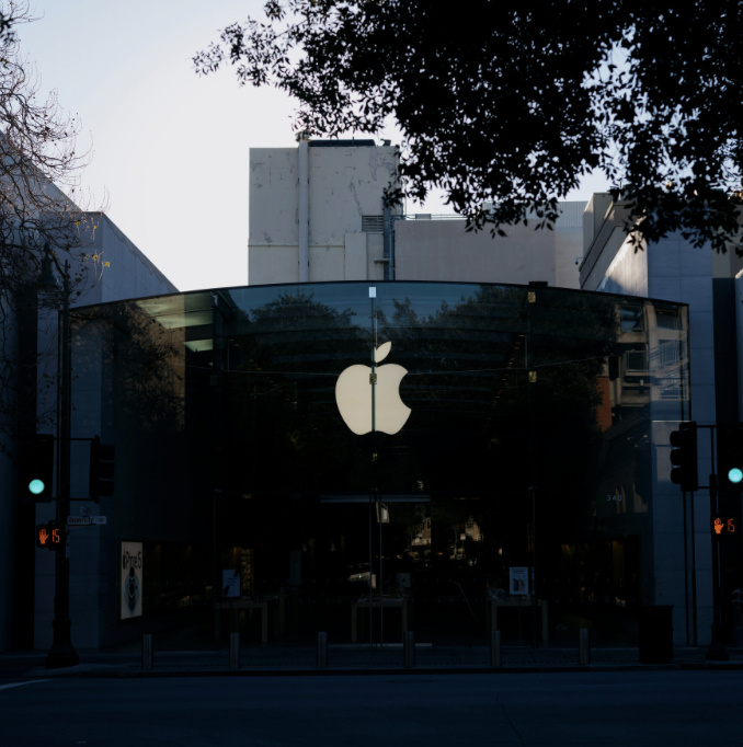 苹果汽车项目失败了，但为你的iPhone提供了强大动力  还记得苹果造...