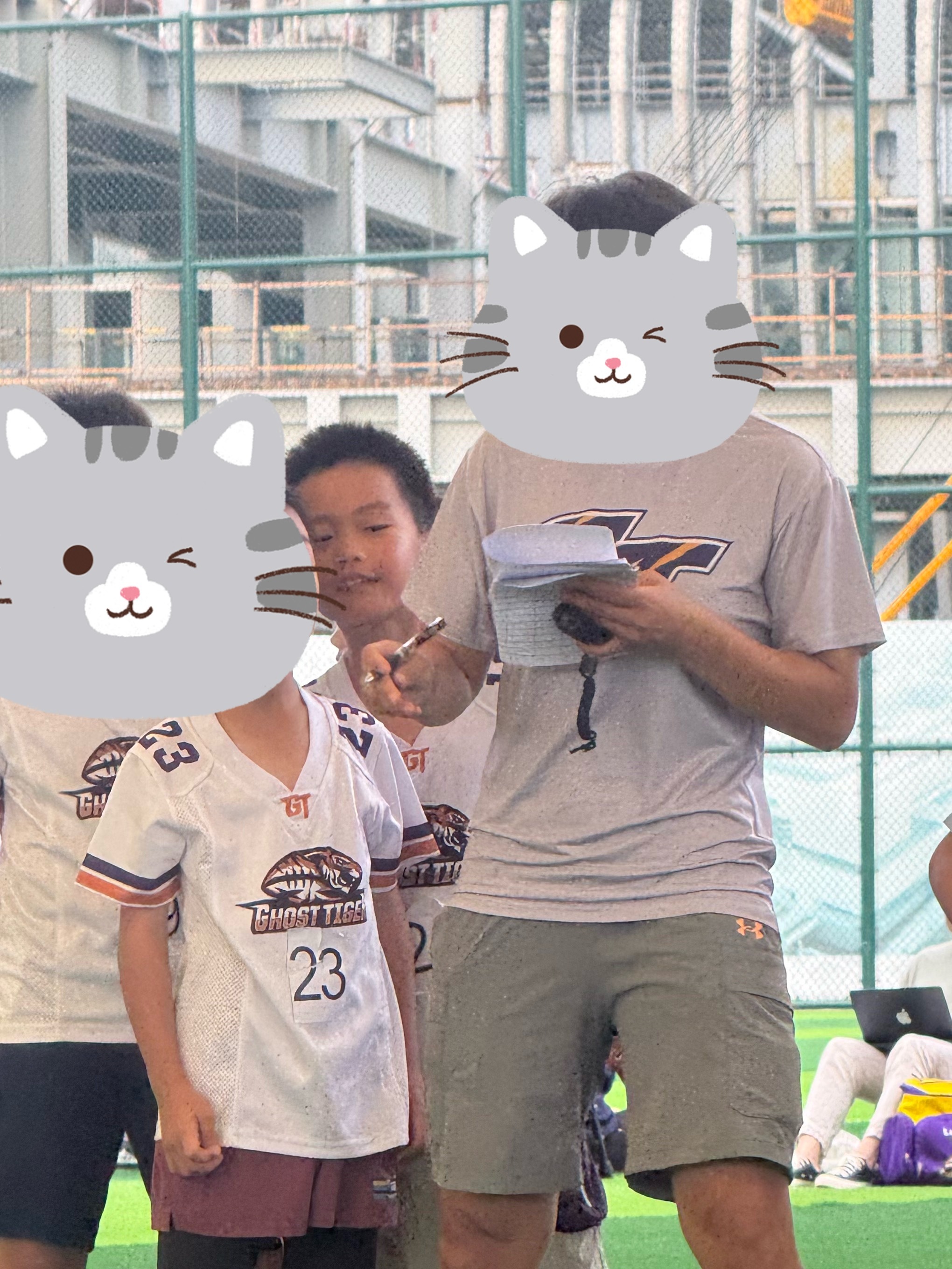 U6 vs U7 U6教练：你说话啊！你说话啊！（场上要交流） U7教...