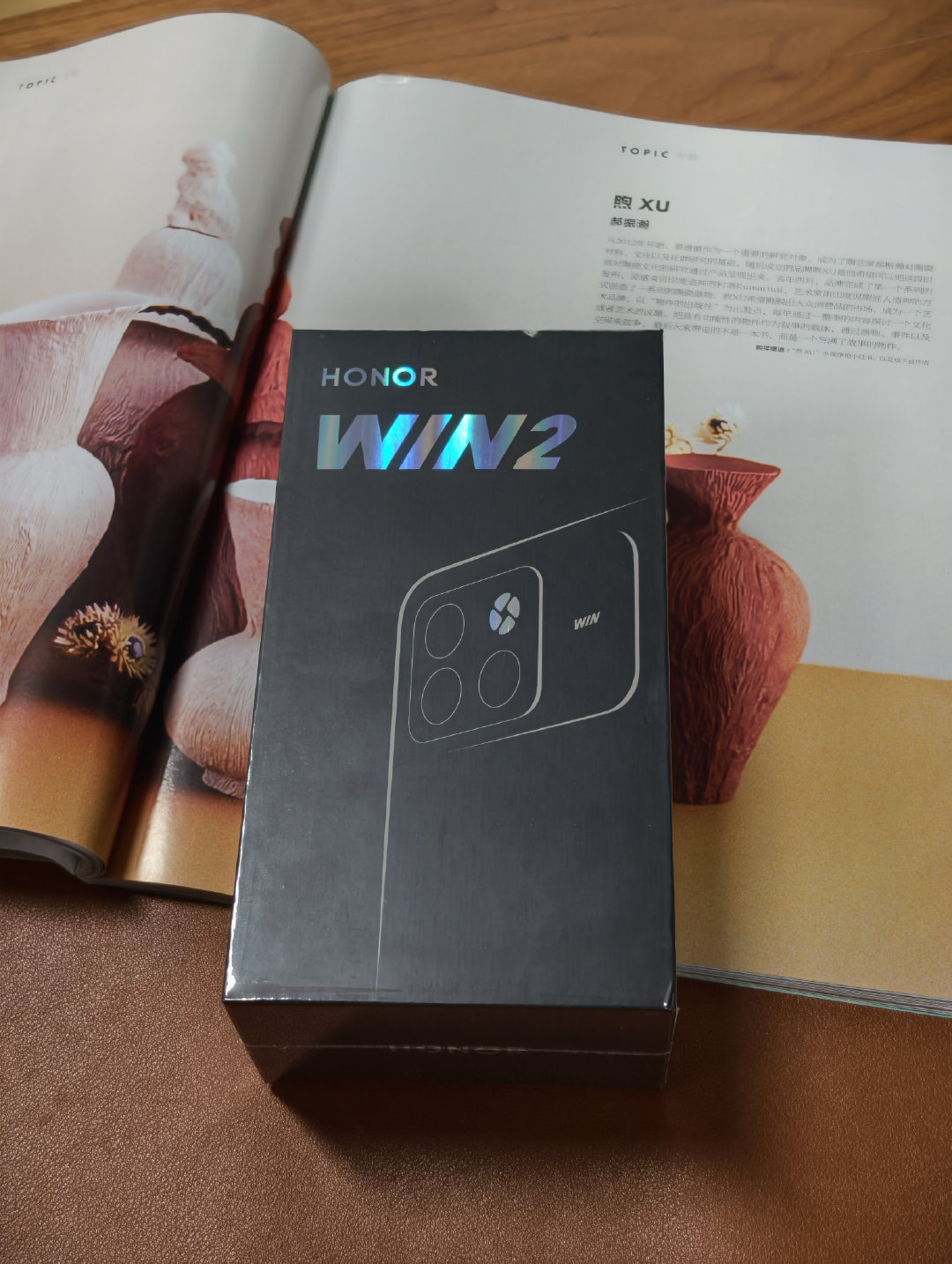 欸？这是谁的荣耀WIN2，怎么不小心在我桌面上了？ ​