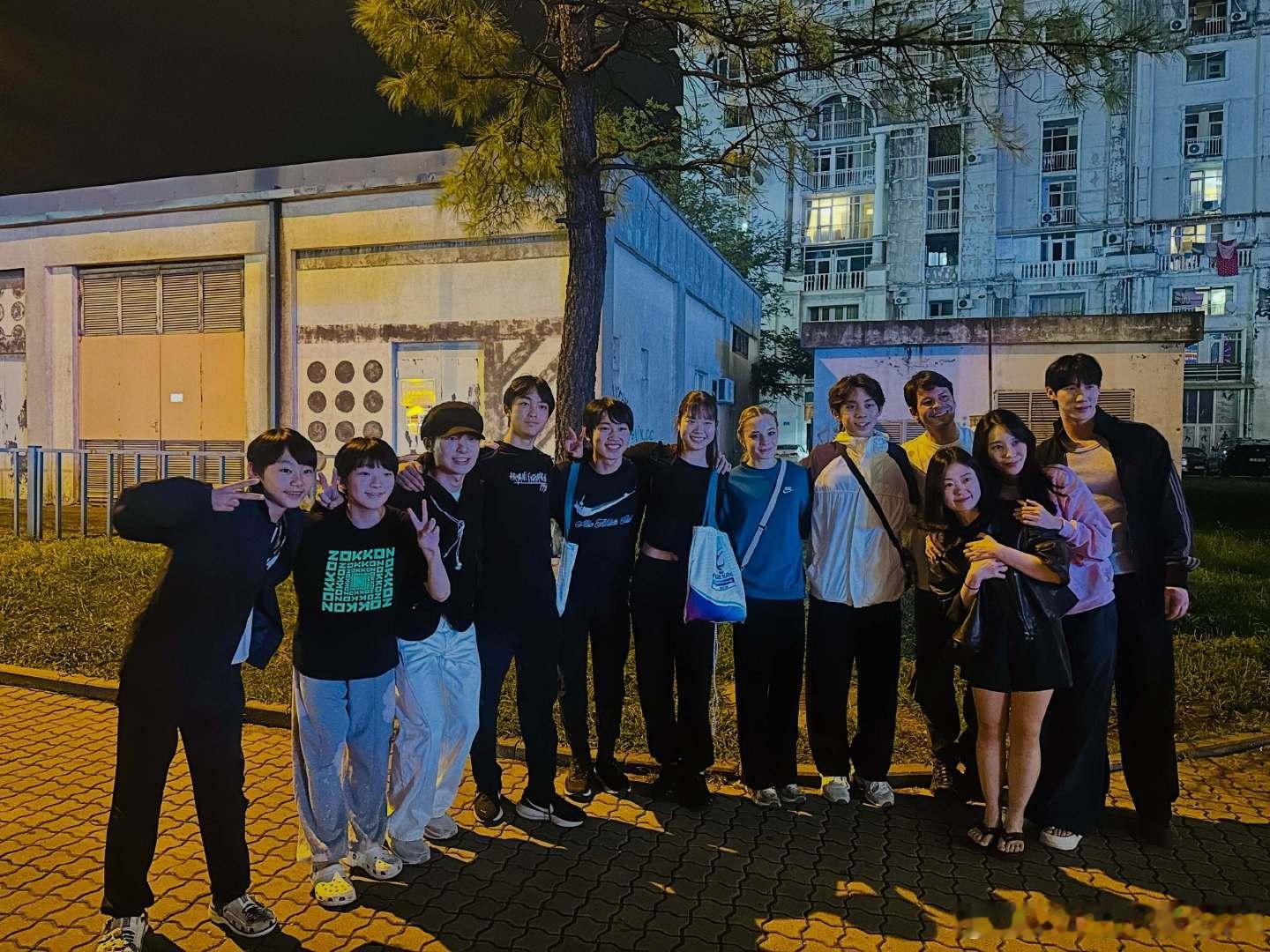 #2026jgp格鲁吉亚站# 🇨🇭🇯🇵🇰🇷🇭🇰大合照 ​