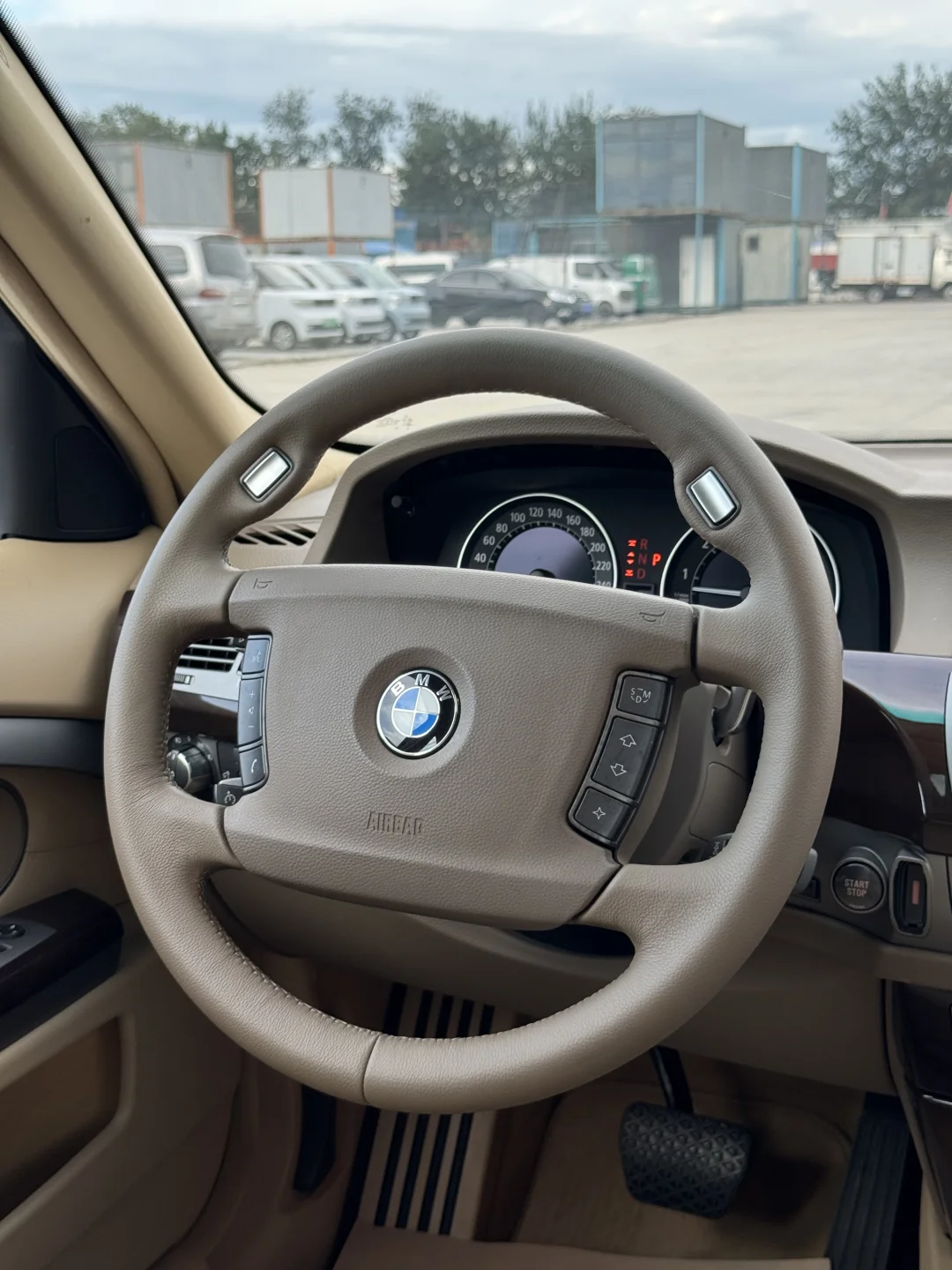 宝马740Li e66 4.0L一万公里