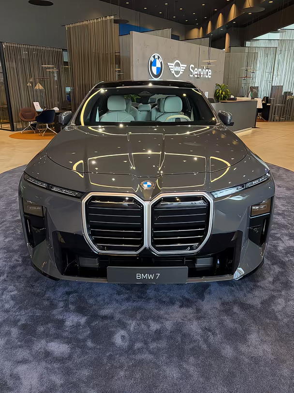 BMW 7Series 2027