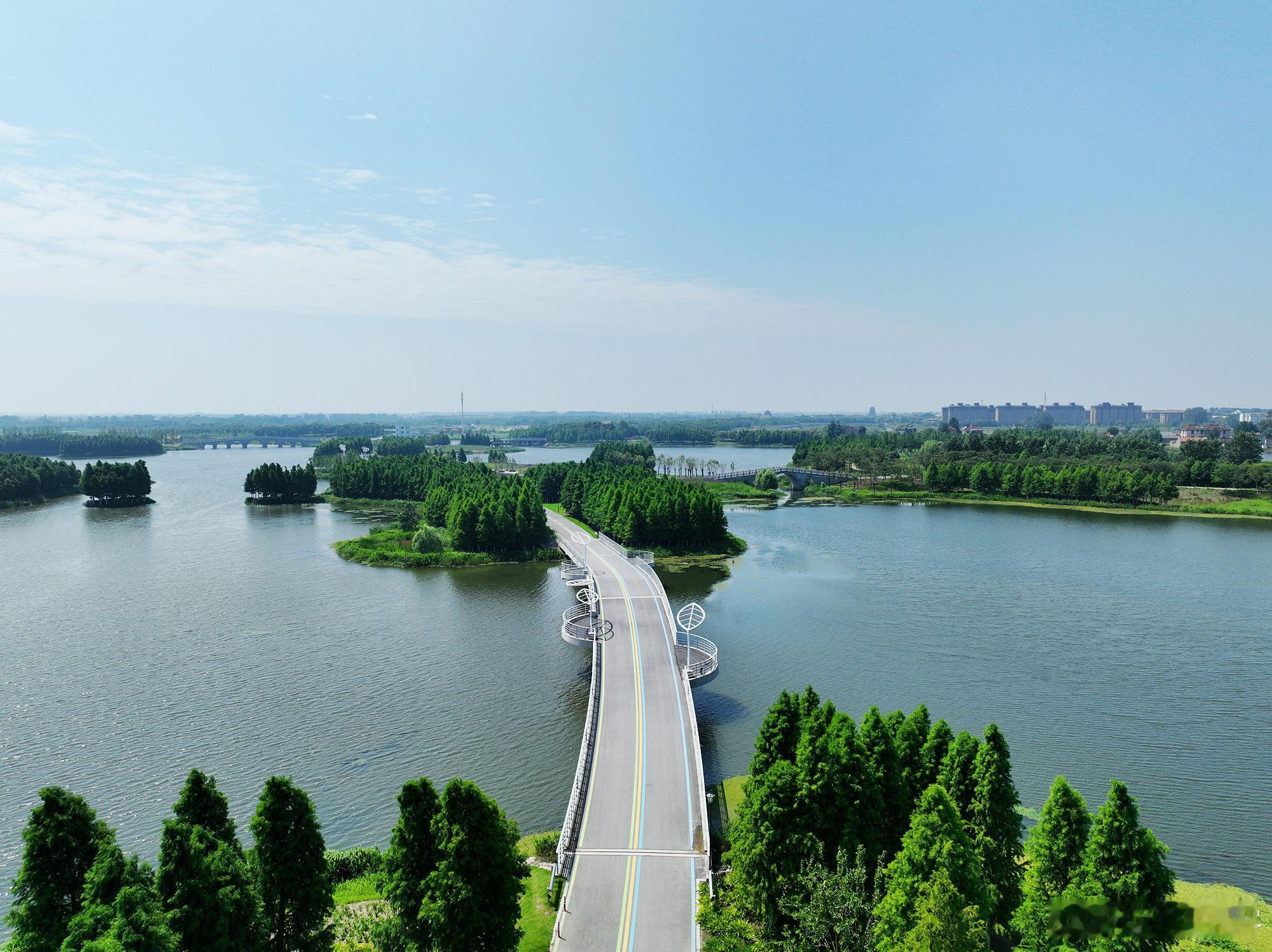 航拍蟒蛇河湿地#乡村[超话]##航拍中国##旅途笔记[超话]##无人机航拍##中国图库[超话]# ​