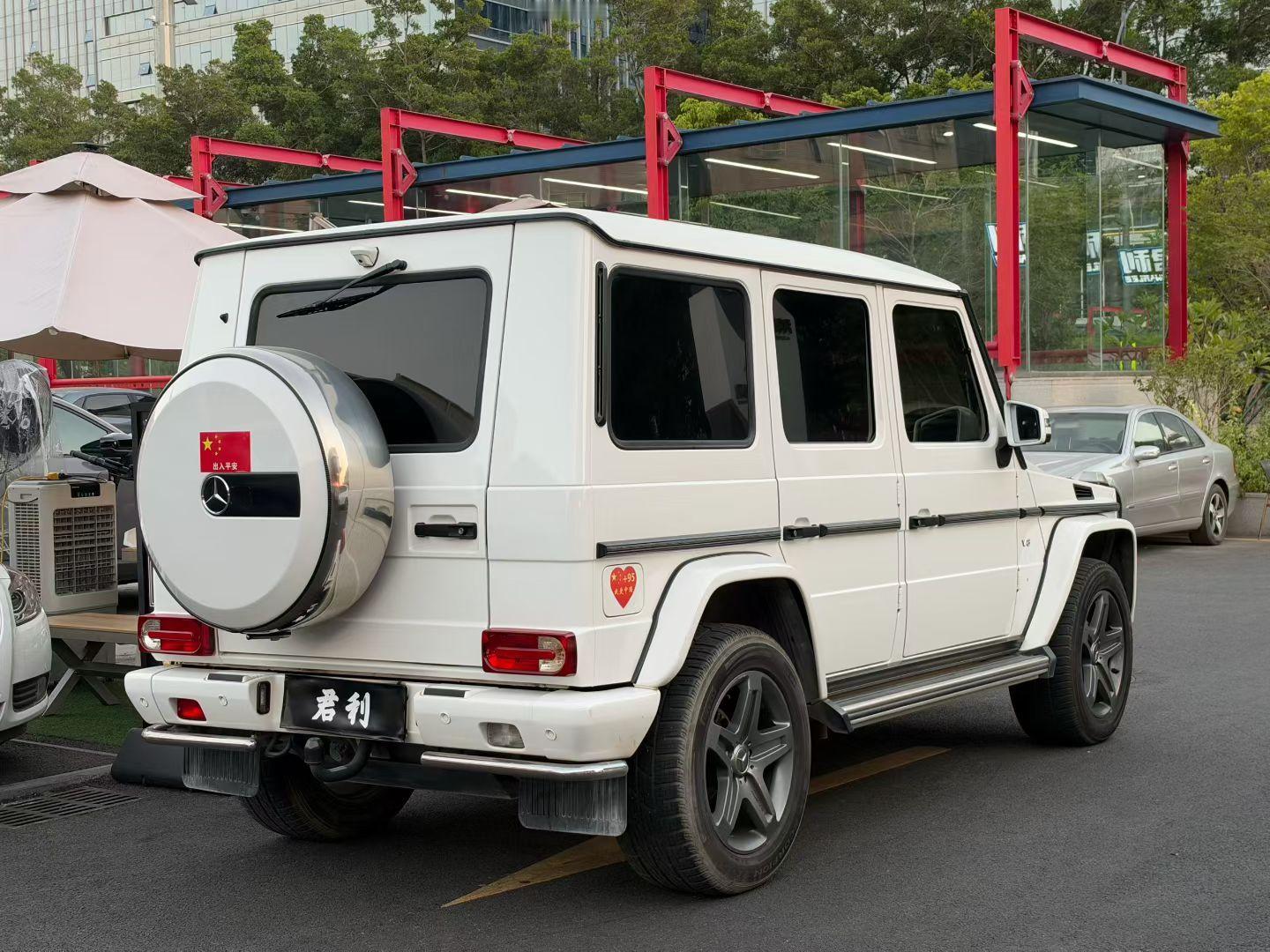 16年10月
奔驰G500 4.0T 
一手车～原版原漆 0出险 14万km ​