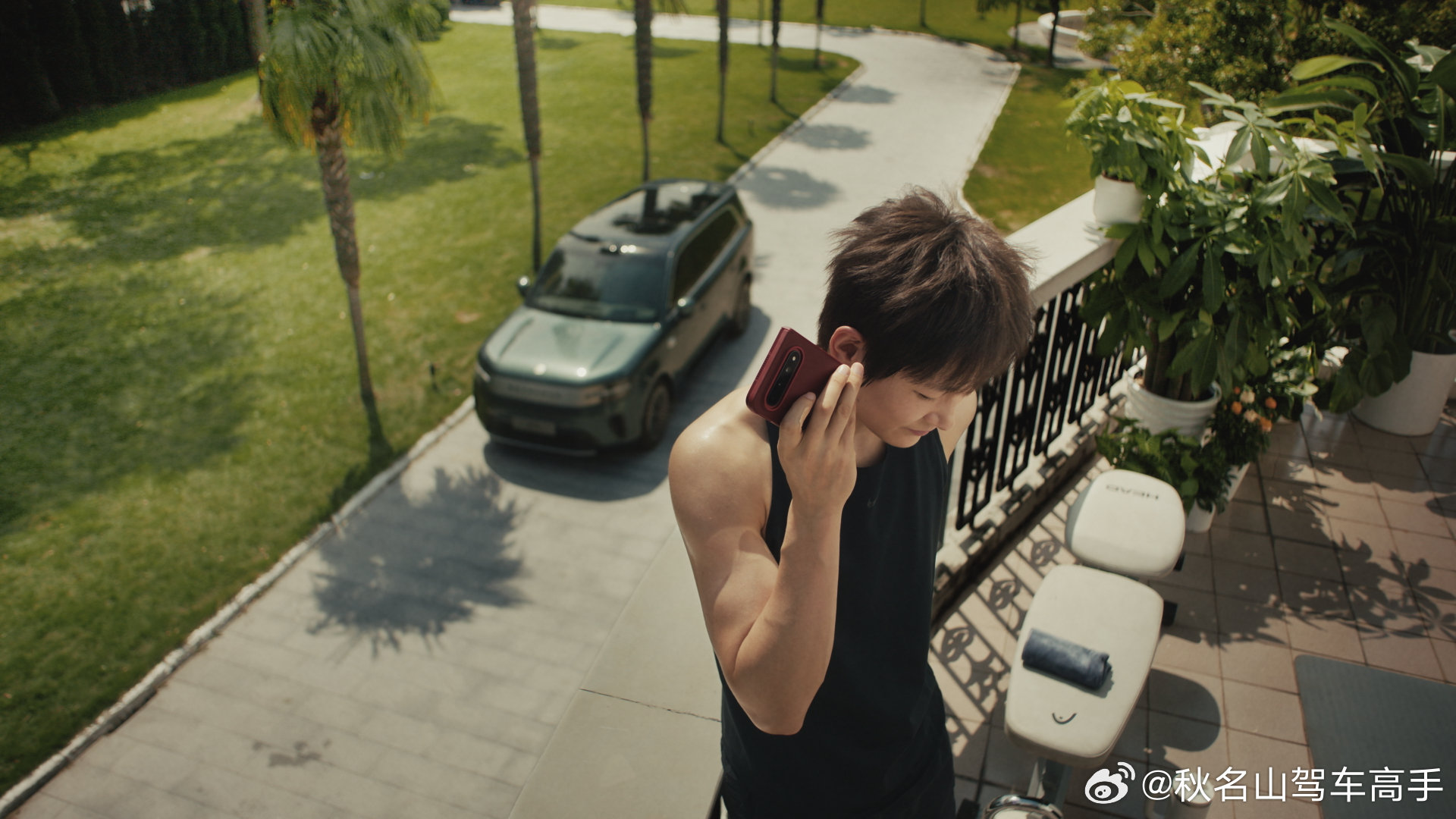 #杨力维的百变魔法# 运动员、朋友、生活家——一天切换N种角色，却能毫不费力。这份从容，是很多人羡慕却做不到的状态。
我们真正渴望的，从来不是被"忙"填满，而是那份游刃有余的掌控感。
小米澎程N90 Max，给你足够的能力与底气，去承接每一种想成为的自己，把每一个N面人生，都过成自在的样子。#小米澎程第N空间#