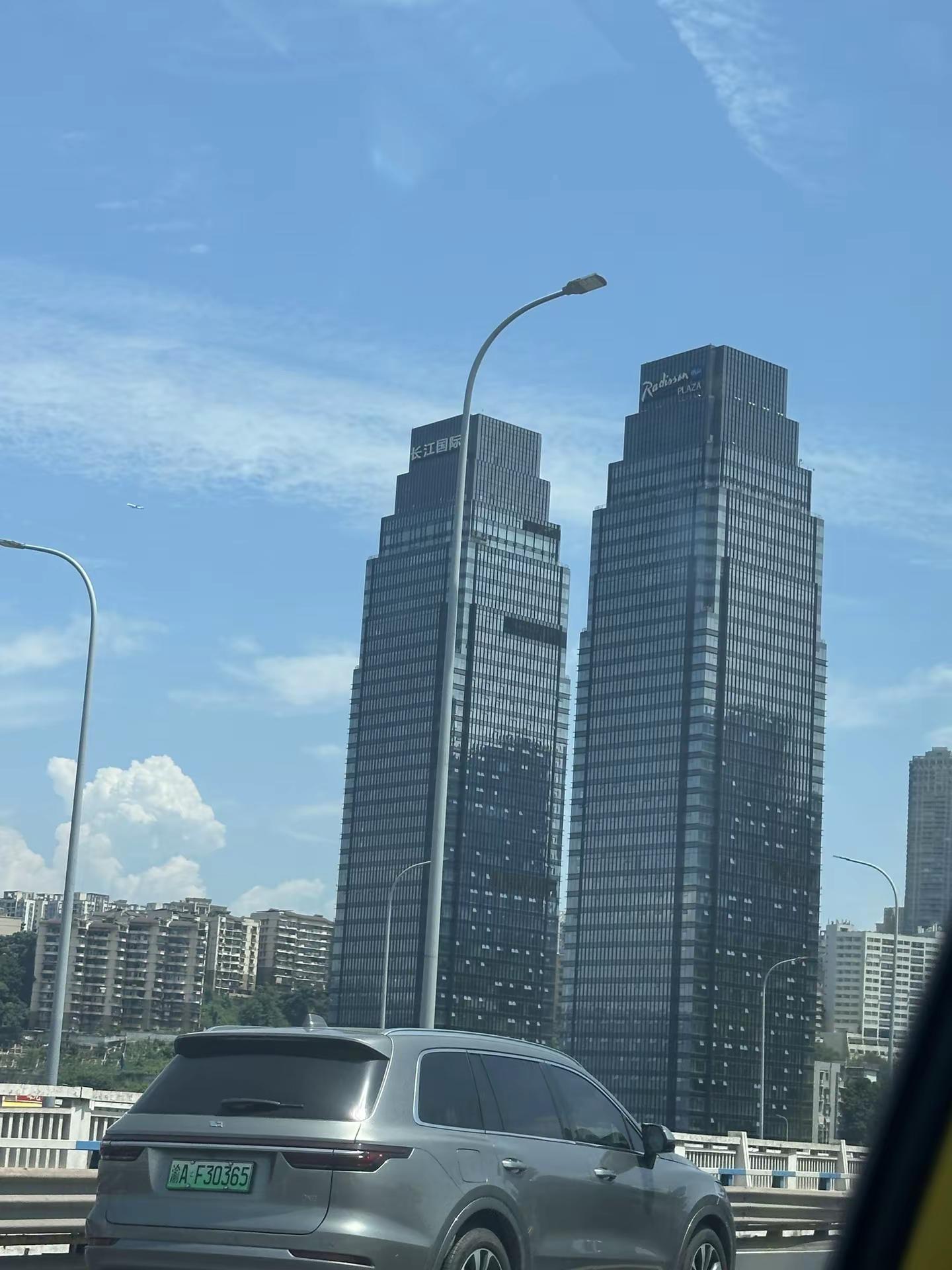 王橹杰