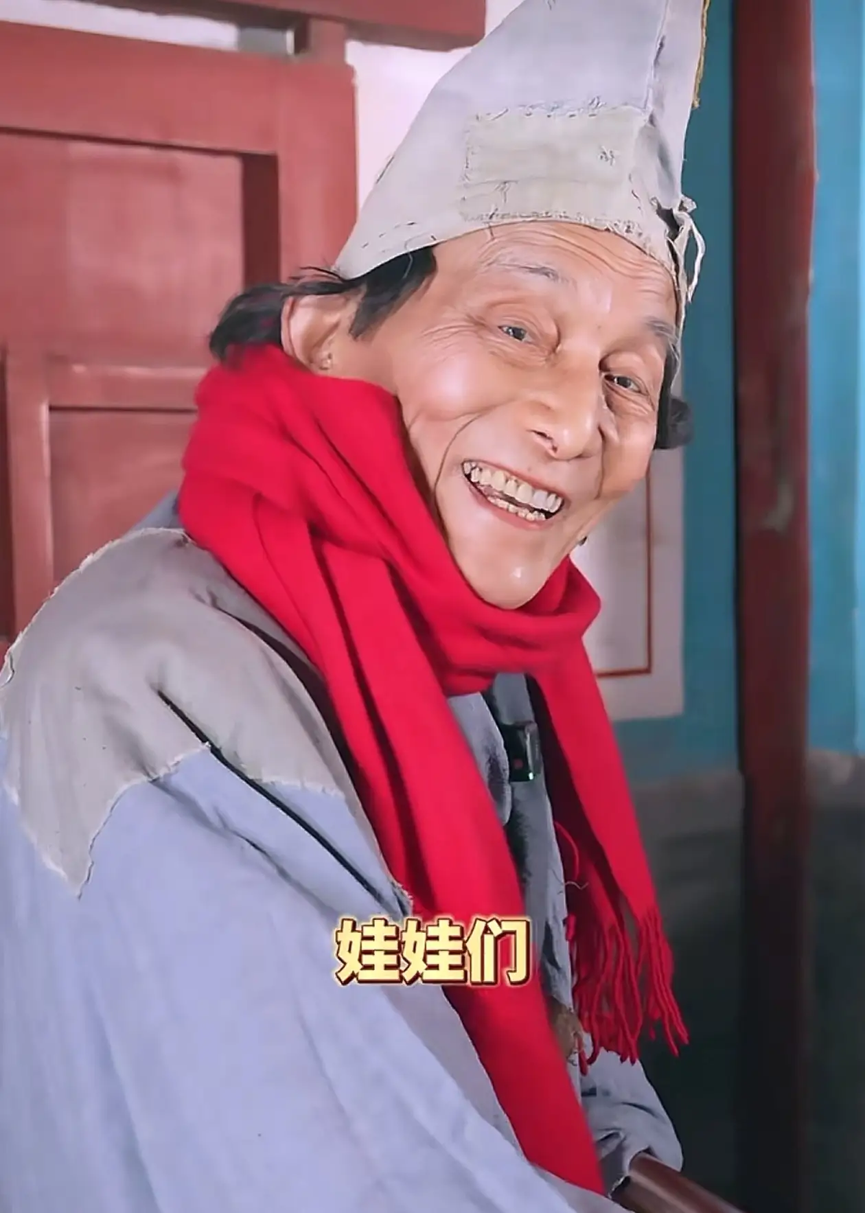 “济公”游本昌追悼会时间确定！
孙女发文悼念，并晒出一张温馨的照片，原来书中还有一段“劝诫”也让很多人幡然悔悟。

9月24号中午，央视新闻曝光悲痛消息，著名表演艺术家，曾演活“济公”这一角色的游本昌不幸去世，享寿93岁，8天前刚过完自己的大寿。
噩耗传出之后，游本昌的女儿也通过媒体发声，透露游本昌