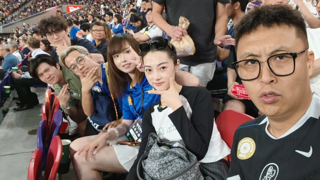 切尔西在香港输了，回英超就不许输了哈！