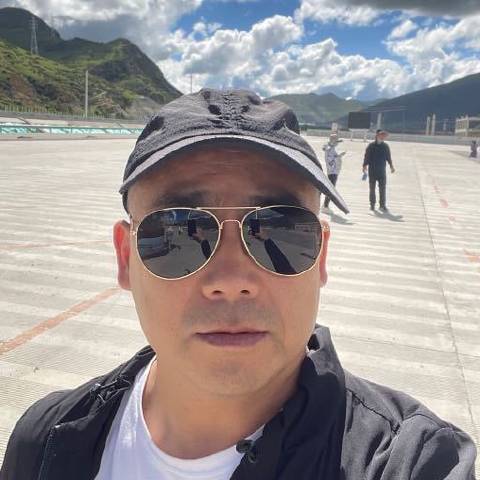 黑马刘哥