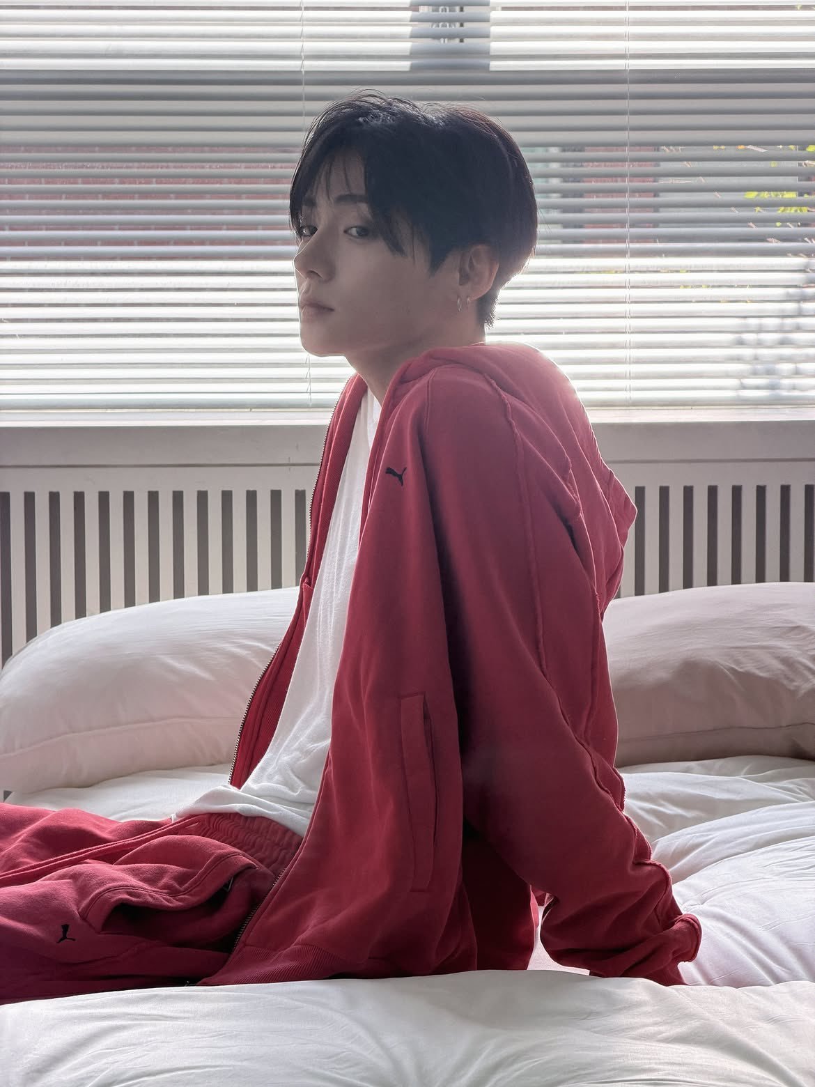 #李相沅Sangwon[超话]#  🐰#李相沅musinsaxpuma品牌模特# 

好羡慕sangwon每天起来可以看到这么顶的一张脸ㅋㅋㅋ ​ ​