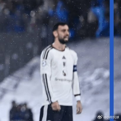 科莫4-1把曼联打花了，这场看得人直摇头。

开场2分钟就丢球，帕斯兜射破门，曼联还没反应过来就落后了。下半场更离谱，49分钟杜维卡斯单刀，57分钟帕斯一条龙，76分钟拉蒙头球，直接4-0。曼联全场第一脚射正到60分钟才来，蒂勒曼斯那脚远射还绵软无力被没收。补时齐尔克泽进一个，连庆祝都没有，纯粹 ​