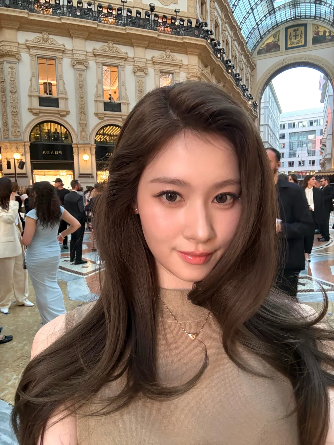 首位受邀出席Vogue World的K-pop女爱豆