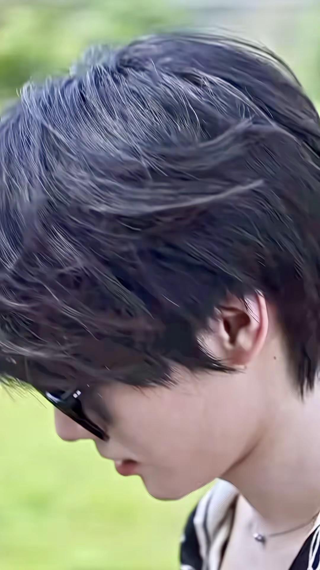 好近…张真源 奔跑吧