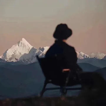 越过山陂