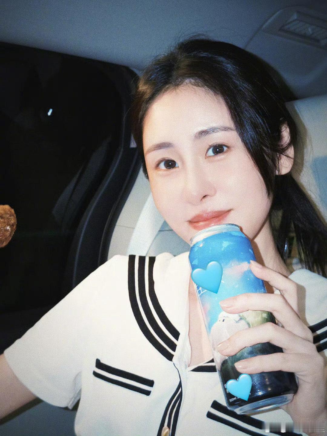 #张碧晨[超话]# 你我 怎么两清 怎么忍心 怎么做回甲乙丙丁期待舞台[爱你][爱你][爱你][爱你] ​