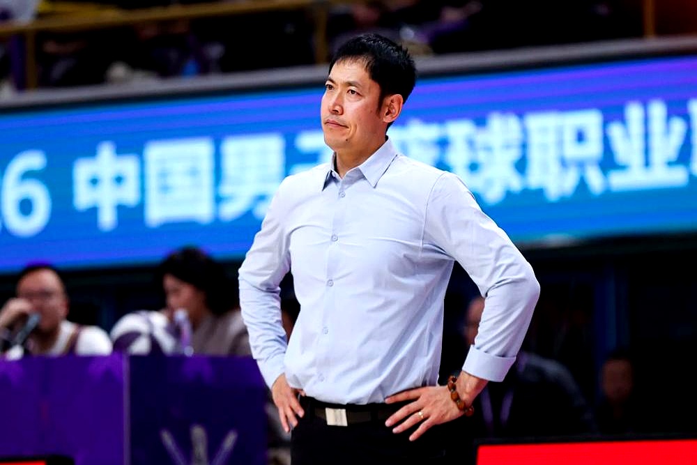 上赛季八强，这赛季第13名，北控男篮这赛季的剧情真是一言难尽。    ...