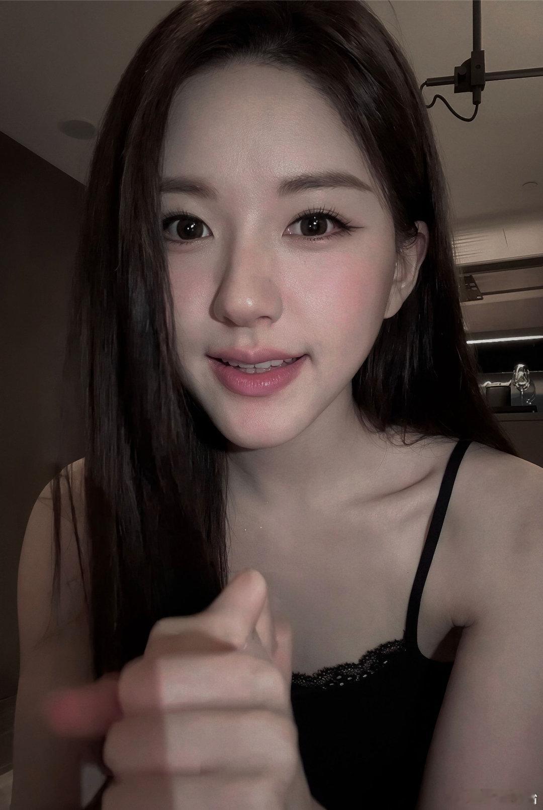 #赵露思[超话]#  zls#赵露思许我耀眼# zls#赵露思许妍# 

我一直是个权衡利弊的人 唯独对你倾注了所有甚至没有想过回报 ​