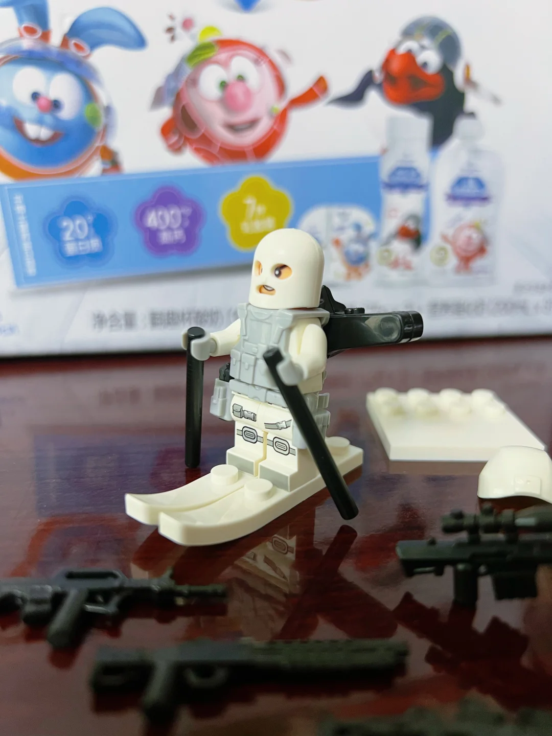 乐高雪地战斗服装小兵人，有点帅气！