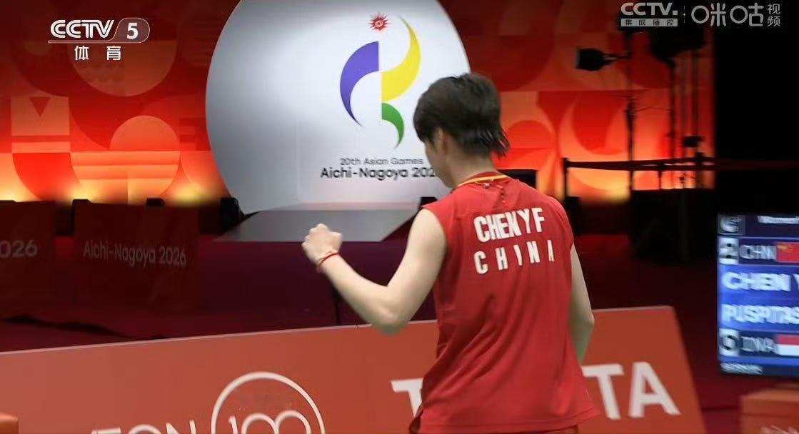 国羽女团3比0晋级决赛 干净利落，3比0！国羽女团强势挺进决赛！每一分都拼得漂亮，每一场都打得提气。决赛继续冲，把冠军拿下！🇨🇳 ​​​