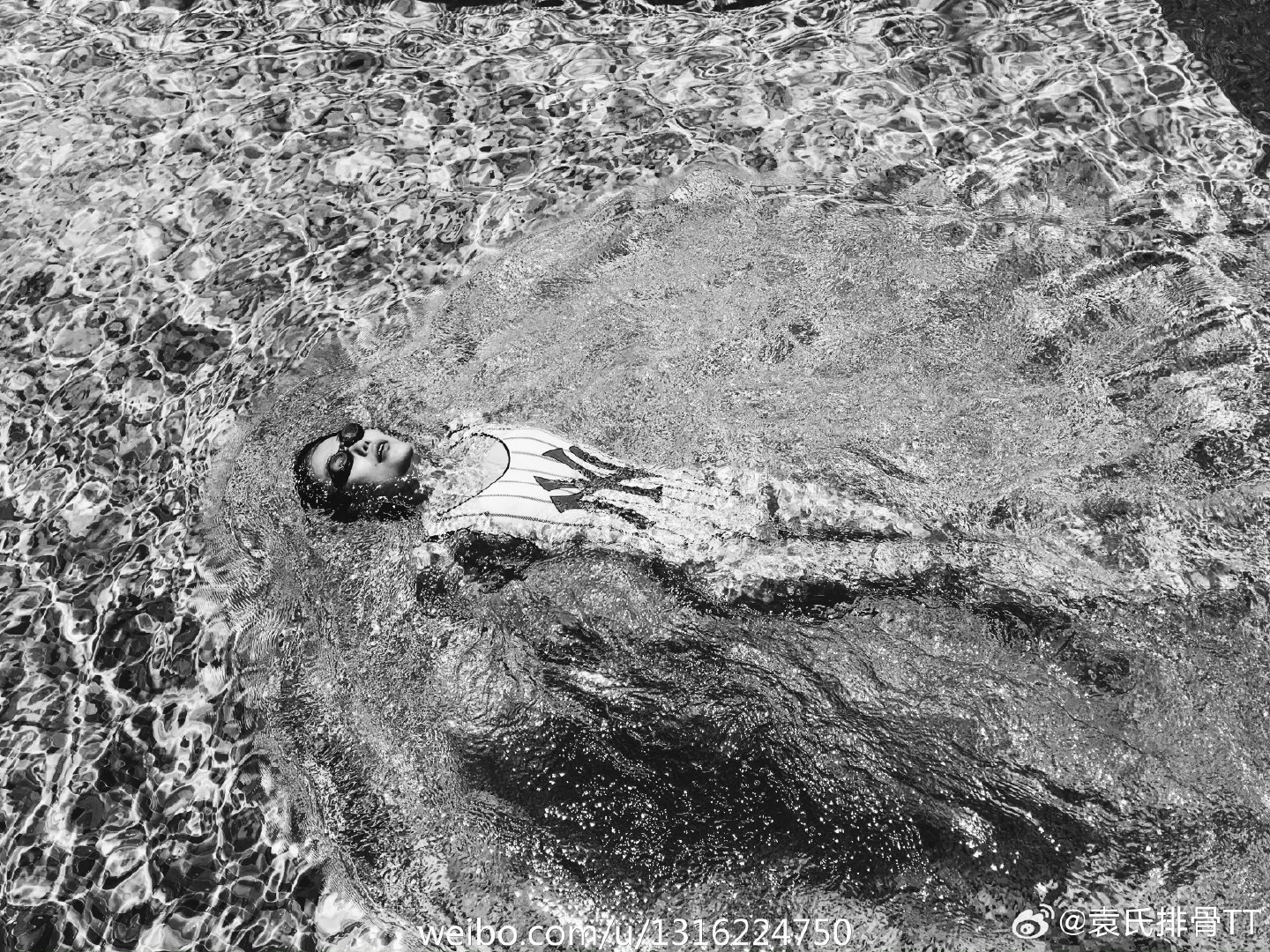 #袁娅维[超话]#  重度游泳爱好者🏊 ​