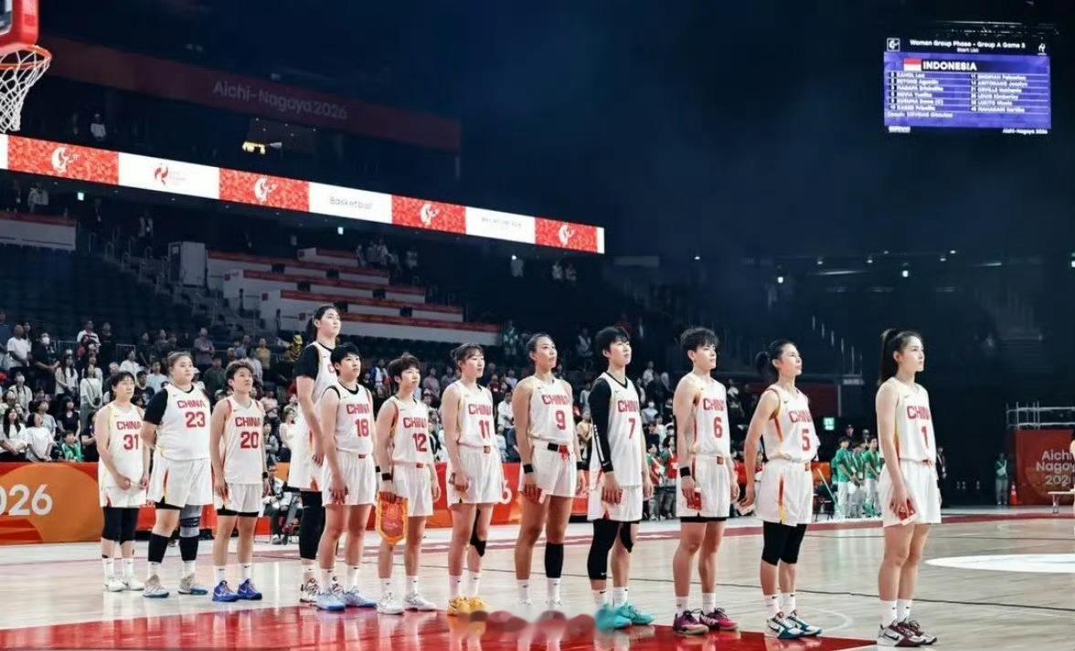 #女篮半决赛迎战韩国#亚运会女篮 1/4 决赛今日结束，中国女篮以 89-63 大胜蒙古女篮，强势挺进四强。比赛中，杨舒予、张子宇等球员内外开花，帮助球队牢牢掌控局势。

接下来，中国女篮将在半决赛中对阵韩国女篮，比赛时间为 9 月 25 日下午 15:00。韩国女篮同样状态火热，1/4 决赛以 101-59 狂胜印尼 ​