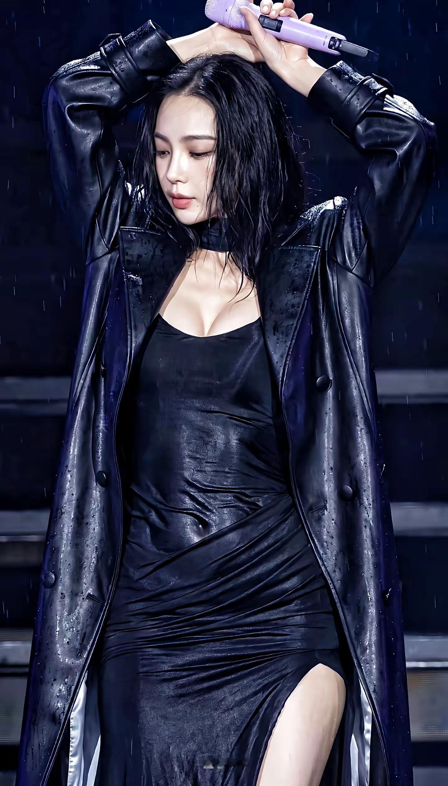 Karina的身材太sexy啦！！✨ karina柳智敏 爱豆神级现场 演唱会直拍 舞台表现力拉满