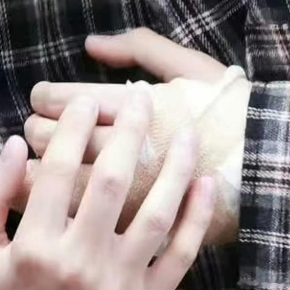 丁啊，答应我一件事好不好，以后照顾好自己，平平安安比什么都好，这次一定...