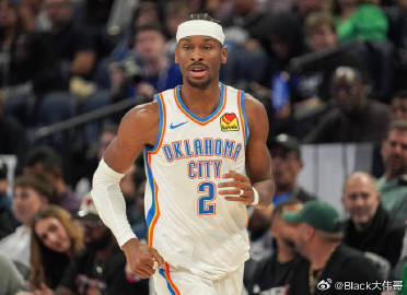 美媒Stat Defender晒出了现存季后赛连续20+纪录榜单，具体...