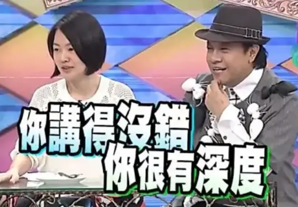 之前总觉得正史全是干巴巴的朝堂大事，读起来肯定味同嚼蜡，直到沉下心啃完半本《史记》才彻底改观。
就拿《史记·项羽本纪》来说，从巨鹿之战的破釜沉舟，到垓下之围的四面楚歌，连项羽最后乌江畔把坐骑托付给亭长的细节都写得有血有肉，完全不是刻板的流水账。
正史是朝廷组织专业史官编写，前后经过好几轮审核，参考的