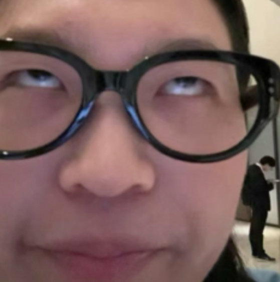 潇蜜和潇骑早在刚出道那会儿就有了 男粉叫潇骑女粉叫潇蜜 只不过现在基本都在叫潇丝罢了…东扯一句西扯一句 烦不烦。 ​