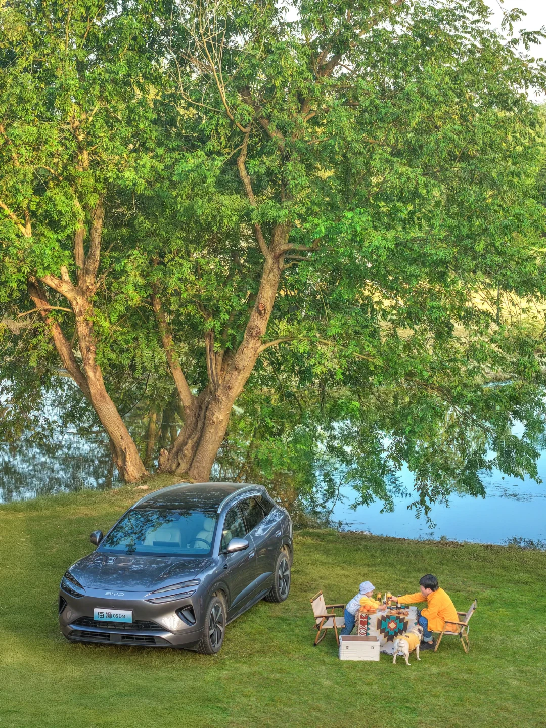 带狗、遛娃、露营，和我们的“移动小家”