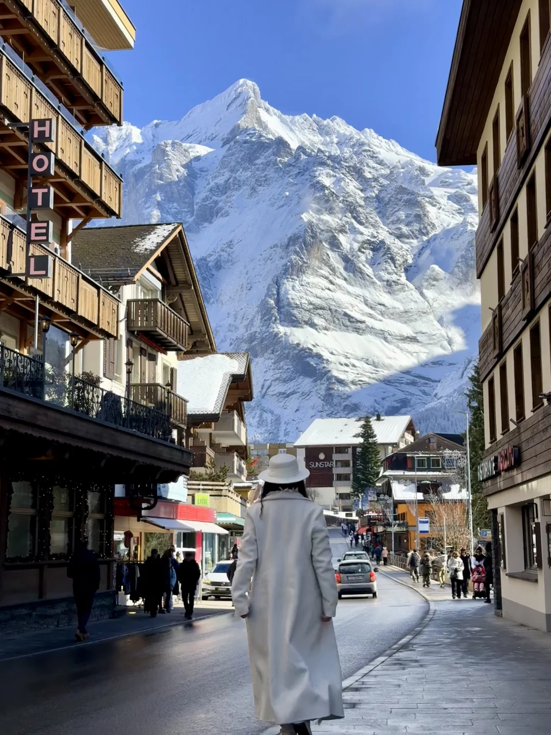 live图~拍到了我心中的雪山避世小镇