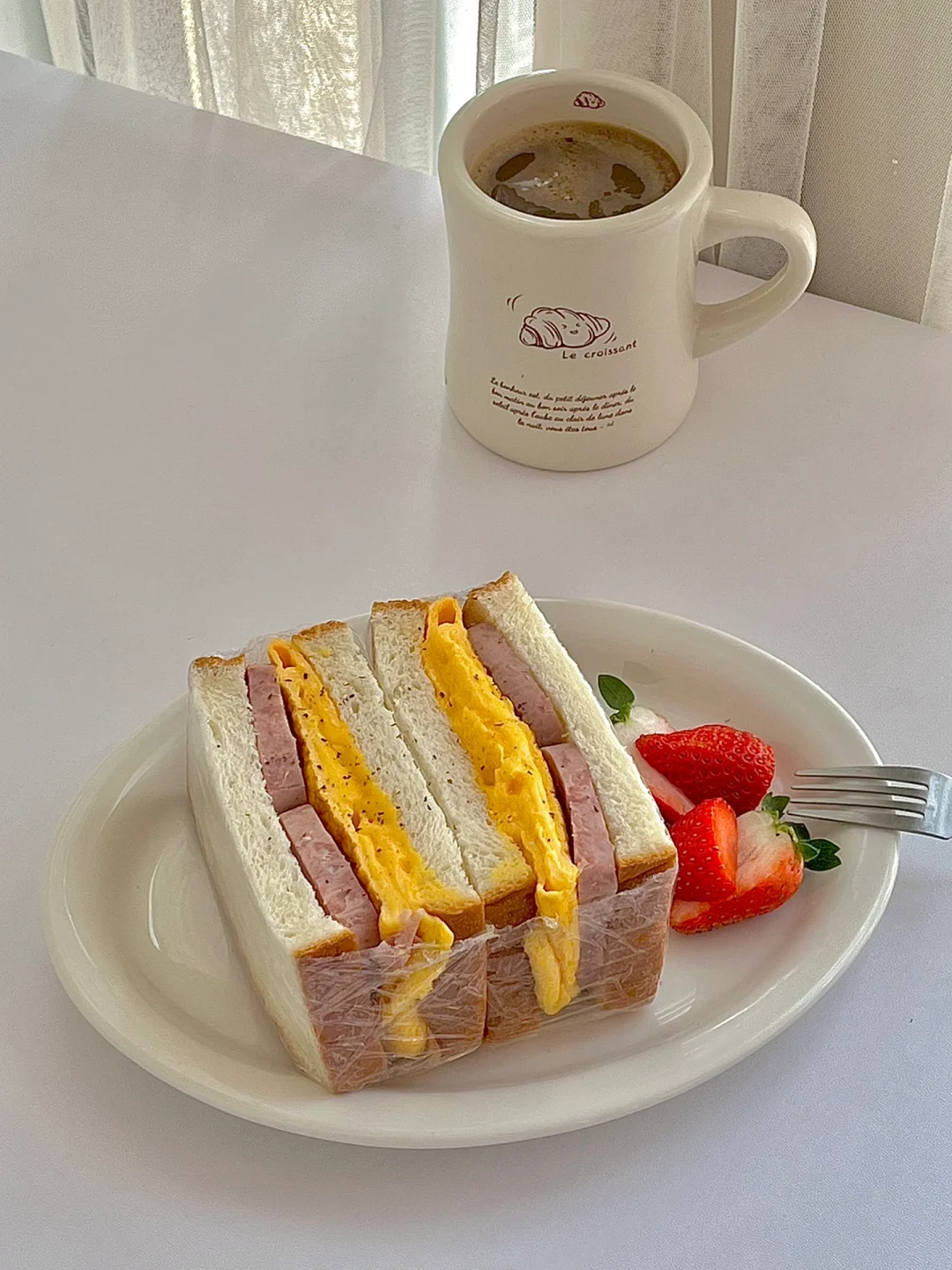 ☀️工作日早餐｜芝士厚蛋烧午餐肉三明治🥪