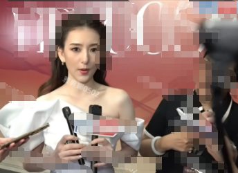 方媛真是个空有美貌没有智慧学习能力也不太强的主儿，她嫁给郭富城在香港生活差不多十年英语不灵光就罢了，居然连粤语也听不懂，接受港媒采访竟然还需要翻译真的好离谱！

学历低不影响学语言，只要愿意学，请个一对一的老师教英语，粤语，也就是一年半载的交流不成问题。别说粤语了，感觉她普通话都说不明白，以前看她发