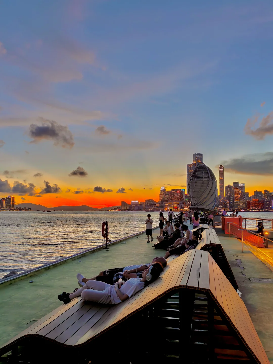 如果你是第一次来香港，那就来这10个地方吧