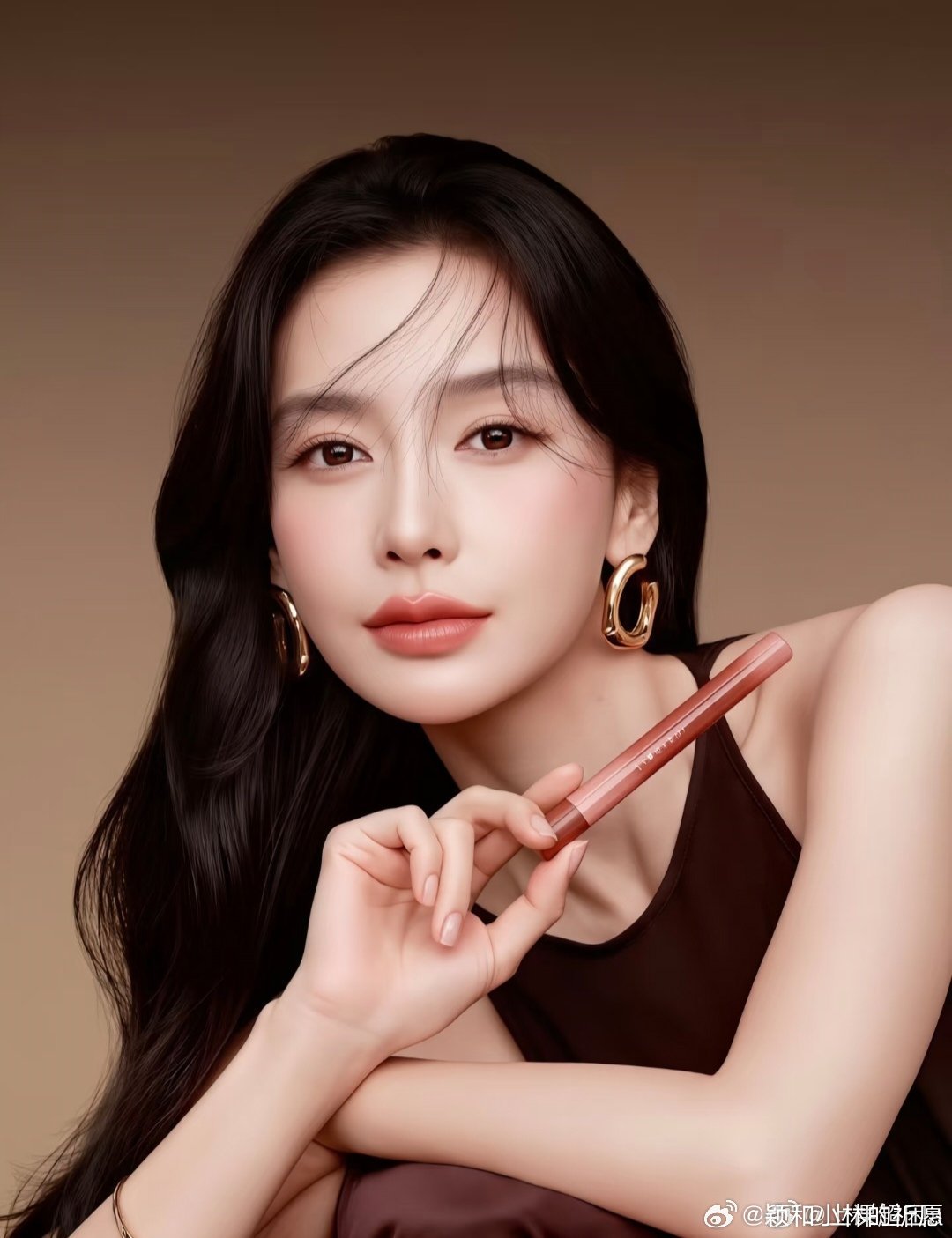 #angelababy[超话]# [兔子]#angelababy# 
姐姐这次橘朵造型太美了[色]
完全都没有看见一个大耳环
全部注意力都集中在脸上
我女真是太权威了[比耶]
​