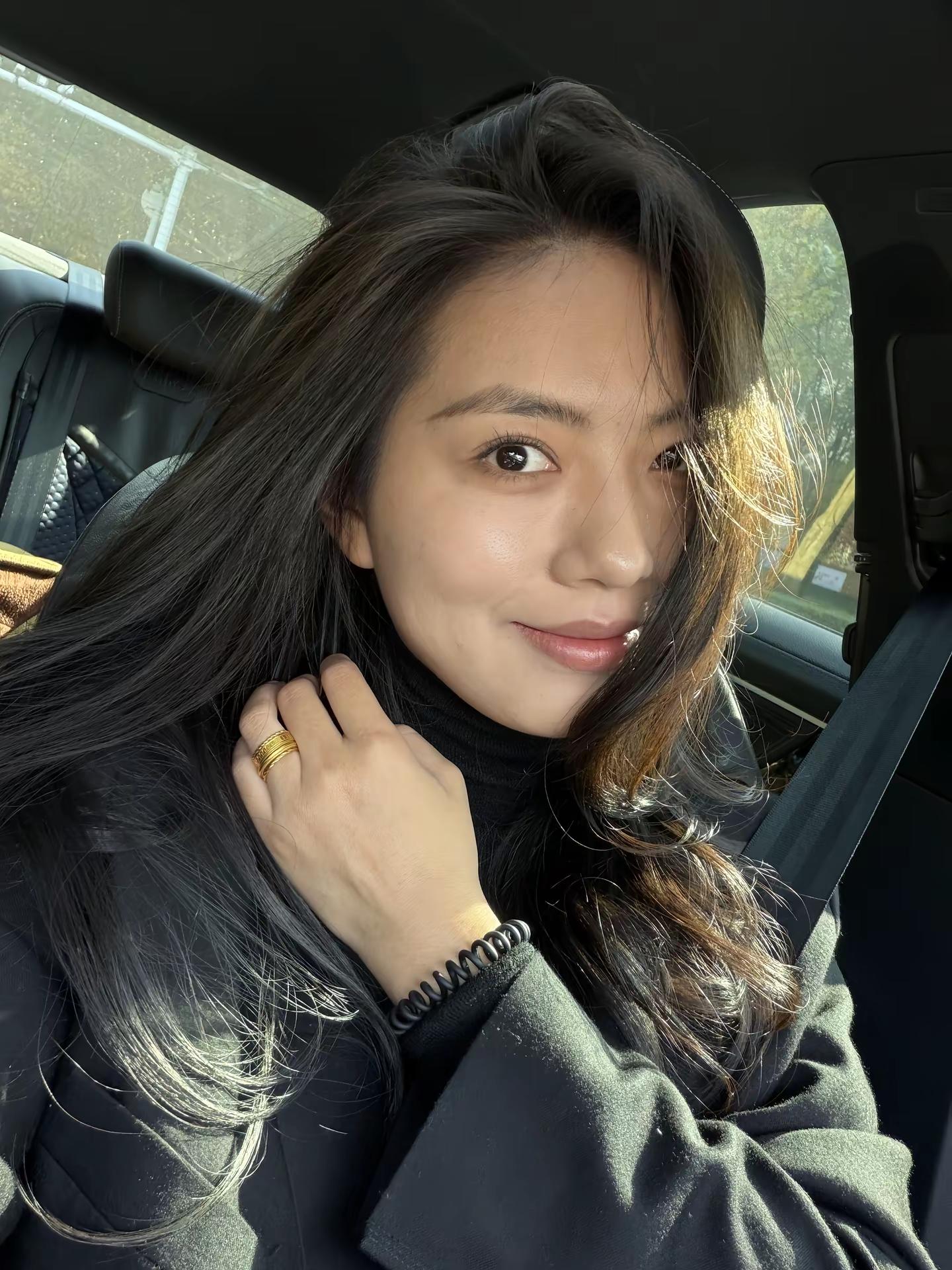 <p>30岁的女人 <!--{img:0}--><!--{img:1}...