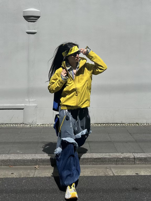 阿普瑞风丨街头少年walkin‘蜜蜡黄🔅好自由