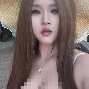 甜美夏日穿搭，清新自然，少女心爆棚！🌞💕