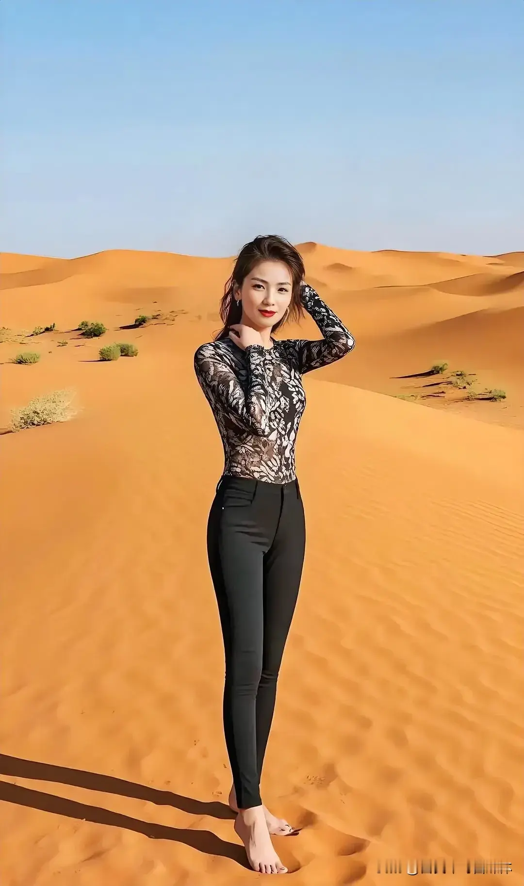 美女刘涛的沙漠之行实在太绝啦！瞧瞧她晒出的沙漠美照，着实惊艳了众人。虽...