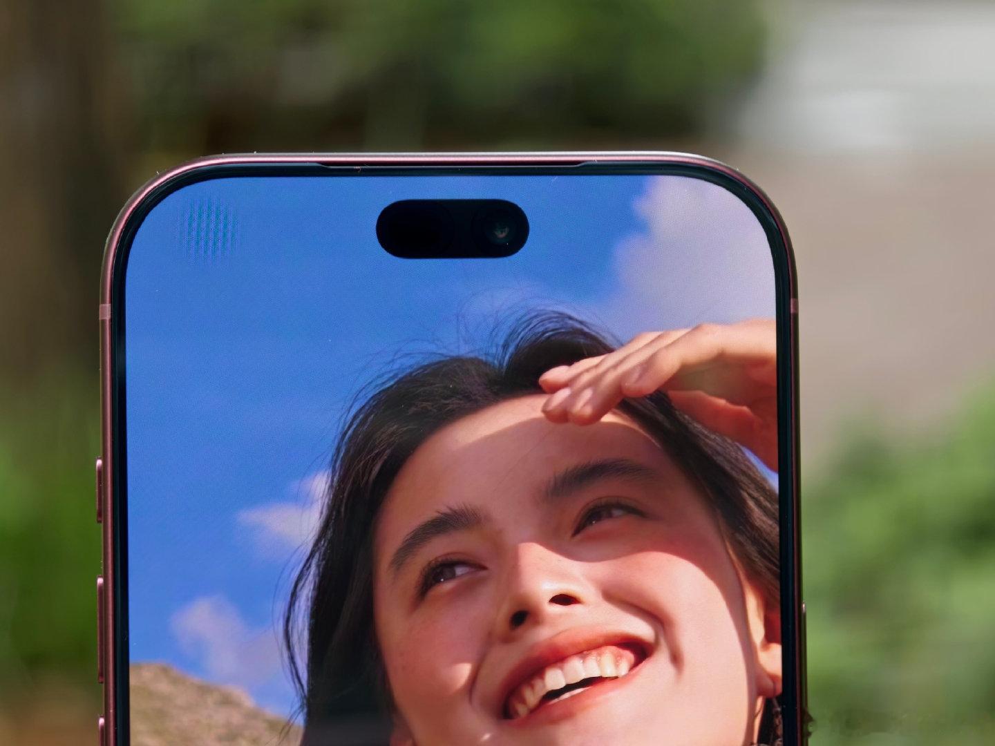 这么说的话苹果也并不是那么完美主义了，也会用不完美的技术“过渡”[doge][doge] ​