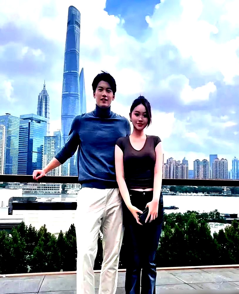 谁能想到羽毛球冠军黄雅琼结婚，游泳名将汪顺送来的祝贺视频竟然是一笔童年“账”
 

平时看这两人一个在水里泡着，一个在球场上飞奔，压根想不到有交集。
 

要不是徐嘉余在婚礼现场晒合照，大家才知道他俩不仅是小学同学，还同桌过两年
 

汪顺穿着训练服刚出水就录了视频，开口就调侃当年坐后桌借的橡皮还没