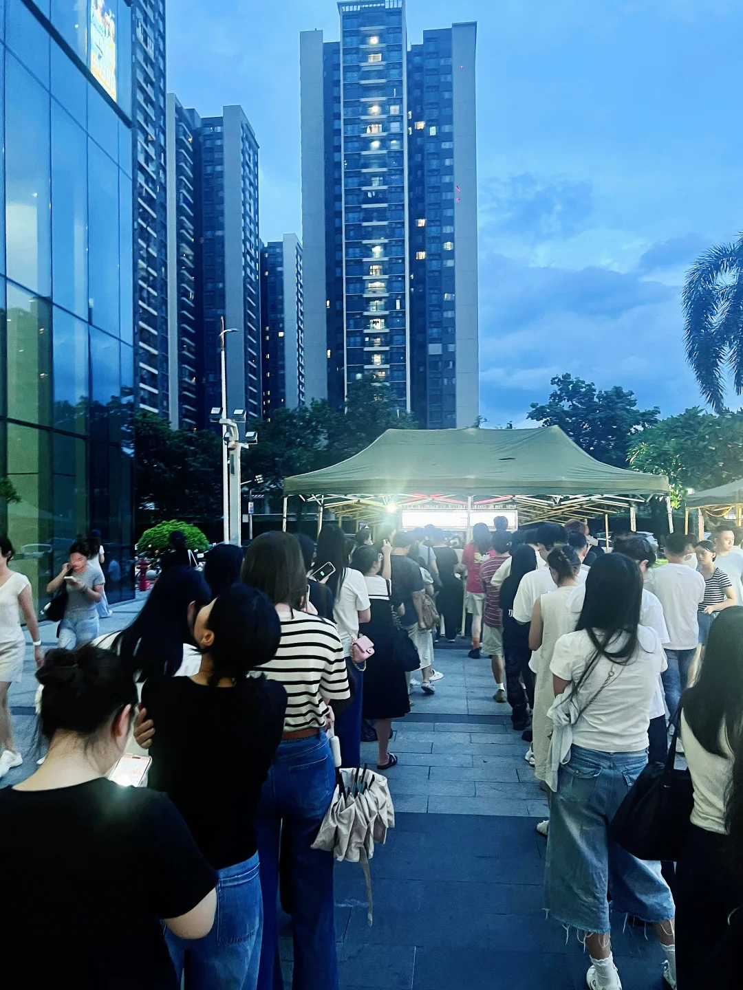 佛山万达夜市宝藏螺蛳粉🔥排队到怀疑人生