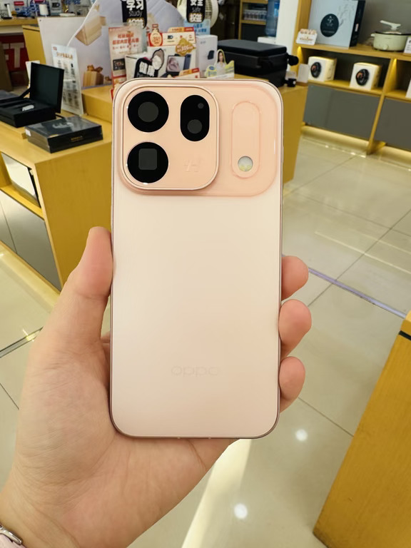 选哪个？vivo、OPPO、荣耀Magic9三款标准版