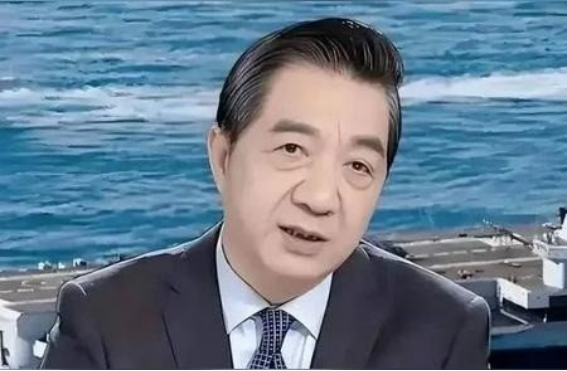 美国为什么不敢打？著名军事专家张召忠曾一针见血指出：“美国若因台岛与中国在台海对阵，一旦判断失误，就会立马衰落成第三世界国家，百年霸权也将消亡！”
 
台湾省紧邻中国大陆，美军如果介入，却要依靠跨太平洋基地、舰队和补给线维持行动。
 
战机要油料，舰艇要维修，远程弹药要连续补充，任何一环拖慢，前线压