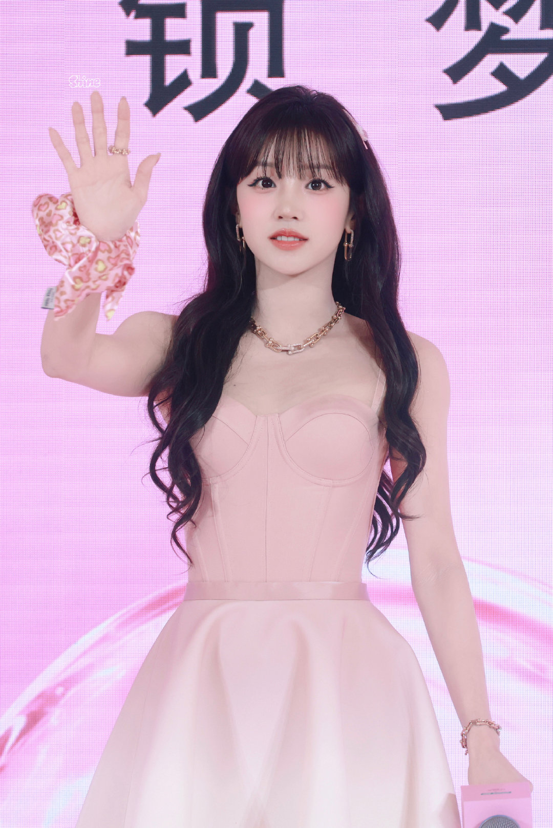 260821
公主登场～

#宋雨琦[超话]#  
​