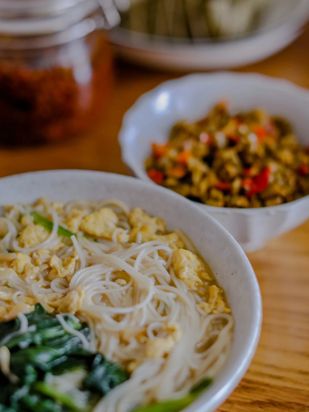 坚持做1000种面不重样（112）菠菜鸡蛋米粉